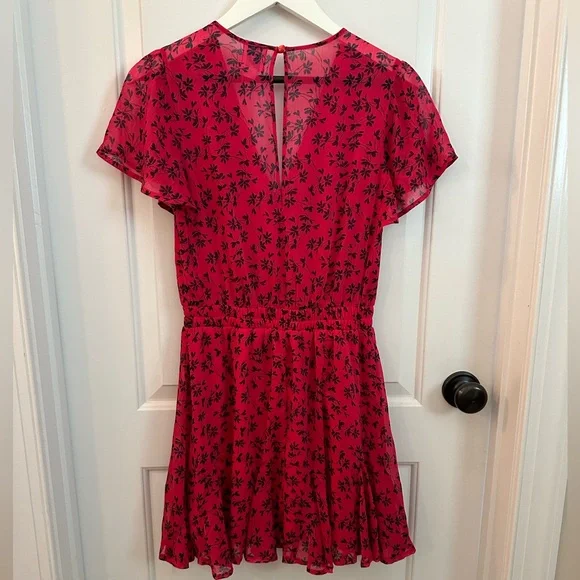 ADORABLE Bright Pink and Navy Dress Size Small - Picture 2 of 6